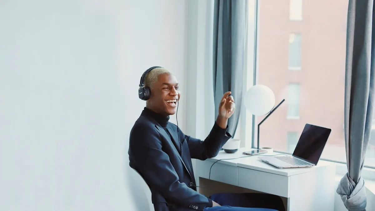How to Keep a Virtual Audience Engaged for a Full Hour