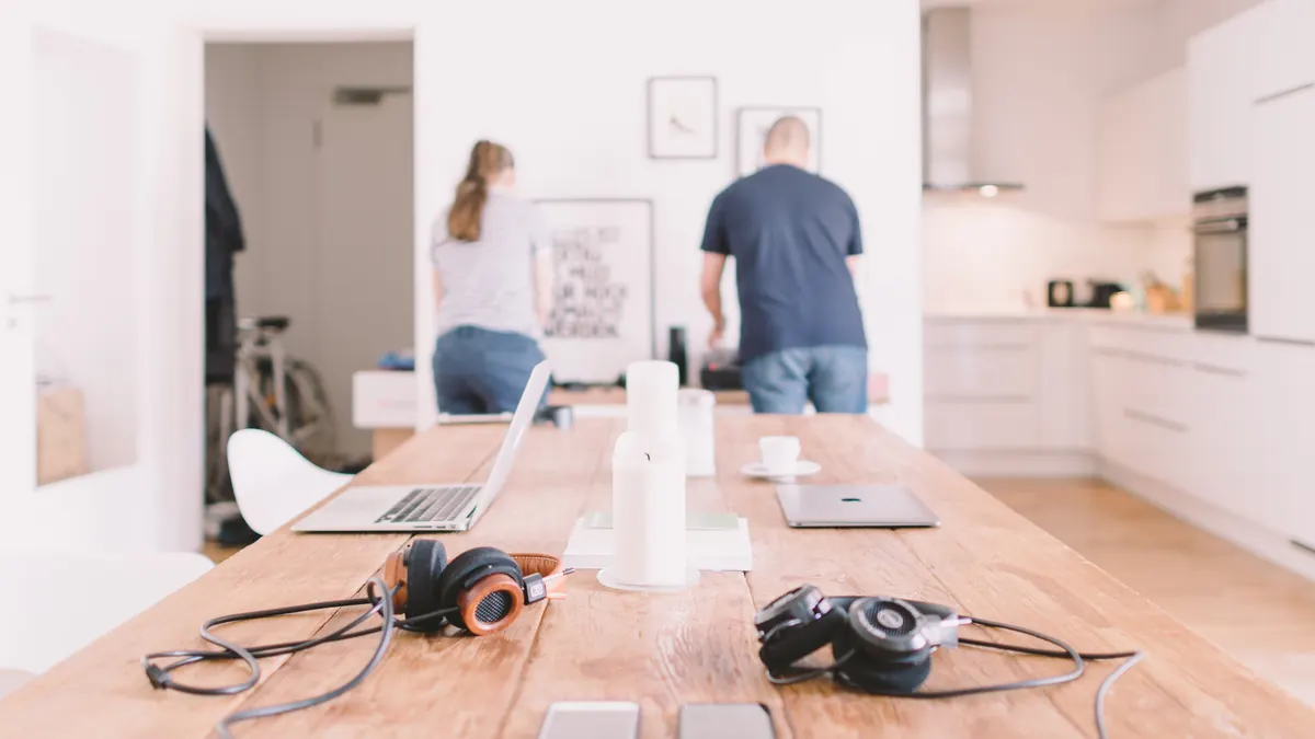 20 Icebreaker Questions for Remote Team Meetings