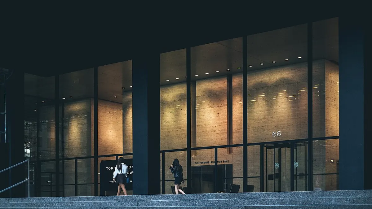 Myth-Busting in Employee Onboarding: A Fact or Myth Round for Week One